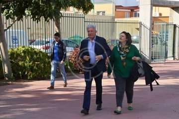 Reunión de los candidatos nacionalistas (NC) con la directiva del colectivo vecinal del Valle de los Nueve (Foto TA)